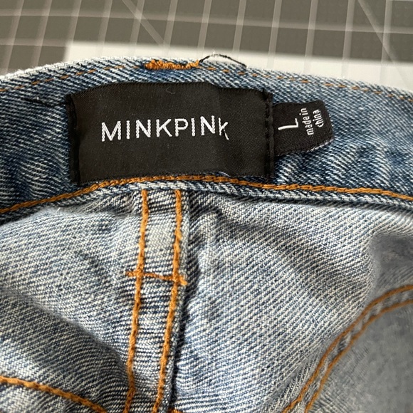 MINKPINK Light Wash Blue Slasher Denim Shorts L - Picture 12 of 13